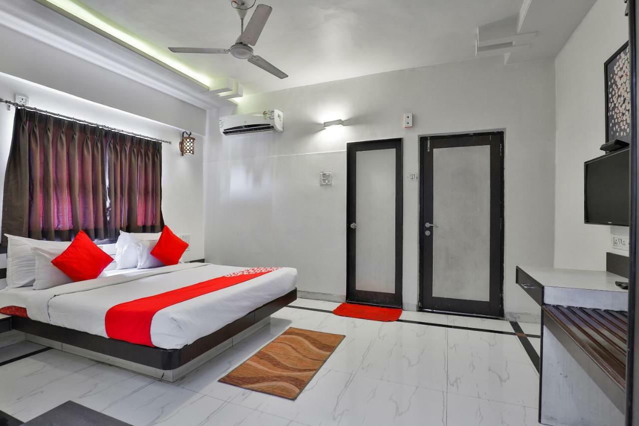 Hotel Sai Kripa Imperial Daman Bagian luar foto
