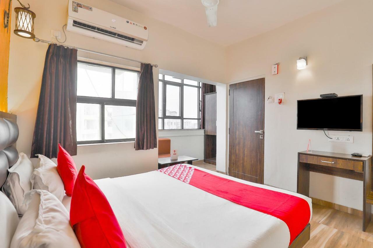 Hotel Sai Kripa Imperial Daman Bagian luar foto