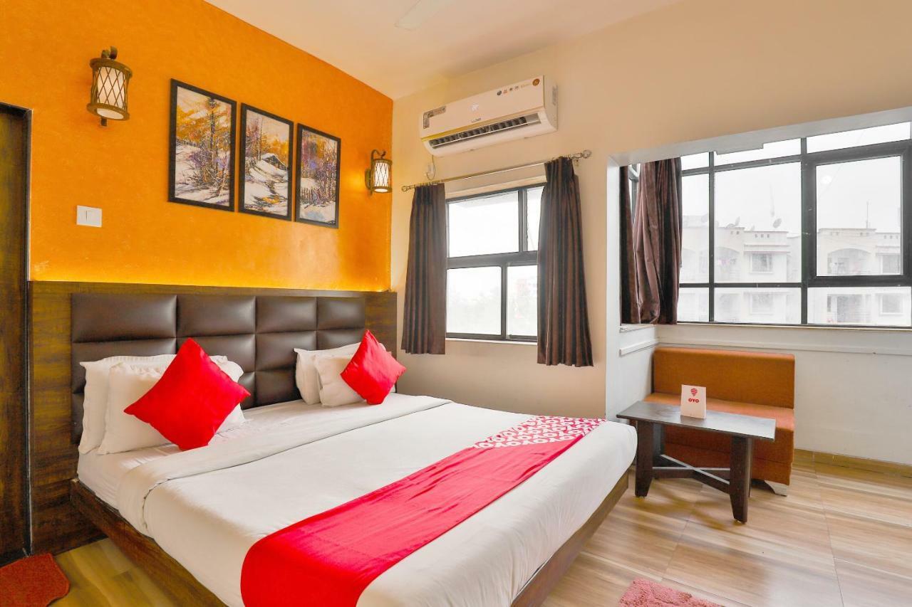 Hotel Sai Kripa Imperial Daman Bagian luar foto