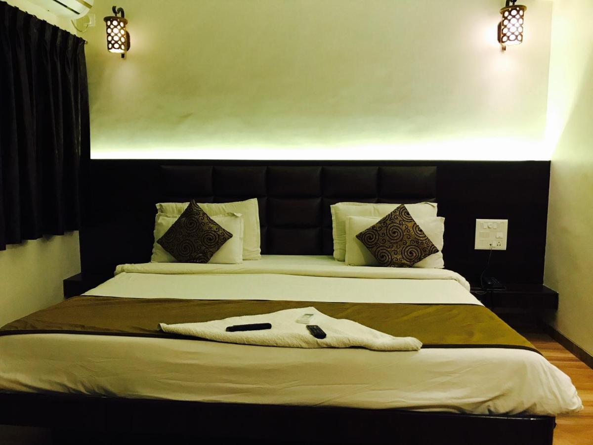Hotel Sai Kripa Imperial Daman Bagian luar foto