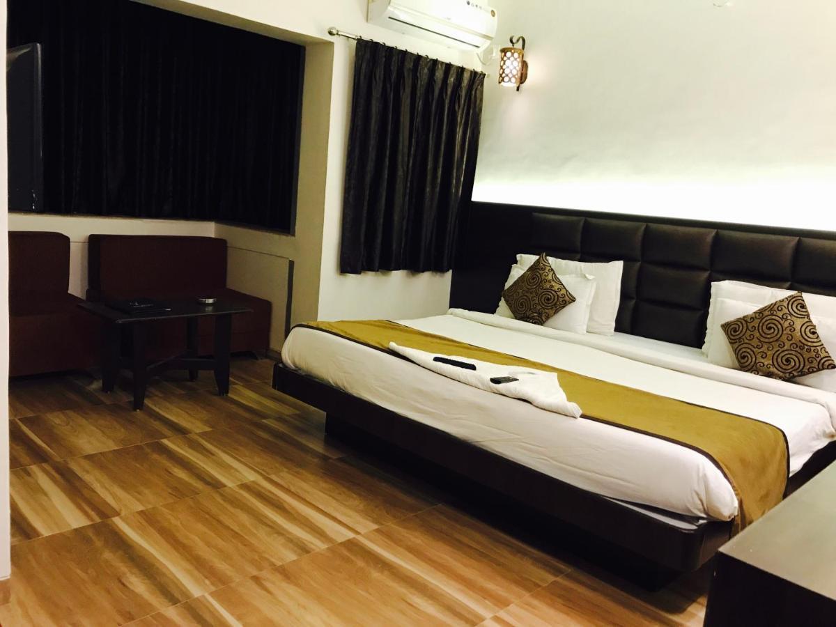 Hotel Sai Kripa Imperial Daman Bagian luar foto